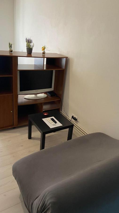 Appartement Dans Une Impasse Calme Proche De La Gare Amiens Extérieur photo